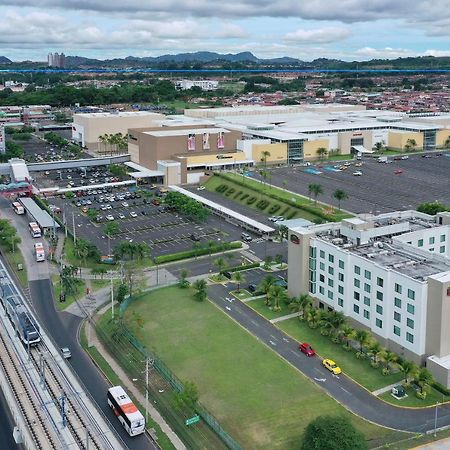 Courtyard By Marriott Panama Metromall Tocumen Εξωτερικό φωτογραφία