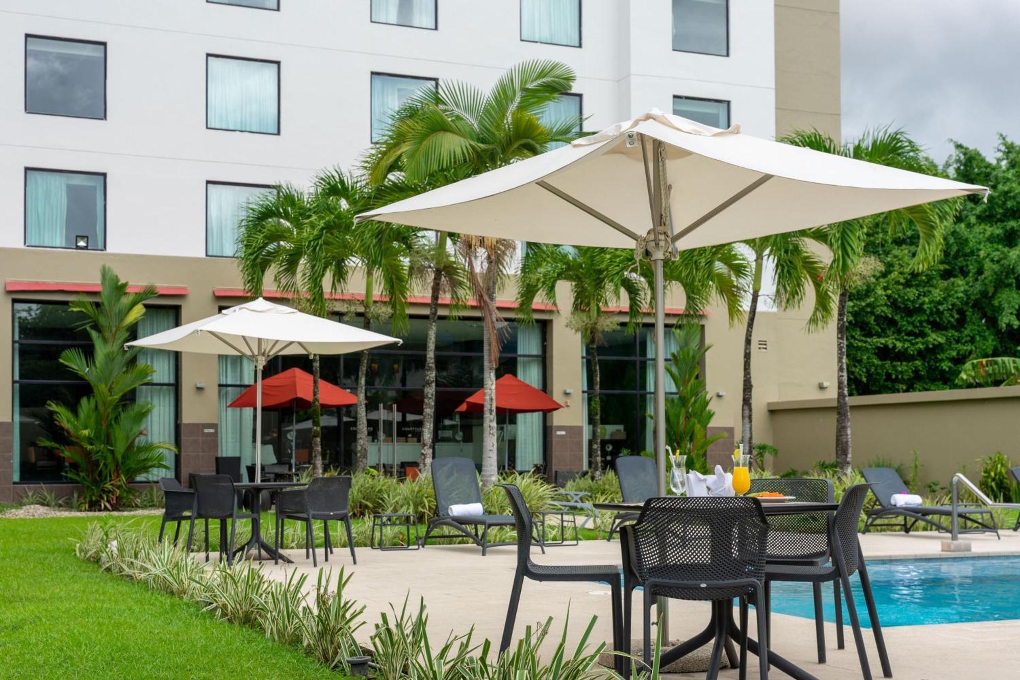 Courtyard By Marriott Panama Metromall Tocumen Εξωτερικό φωτογραφία
