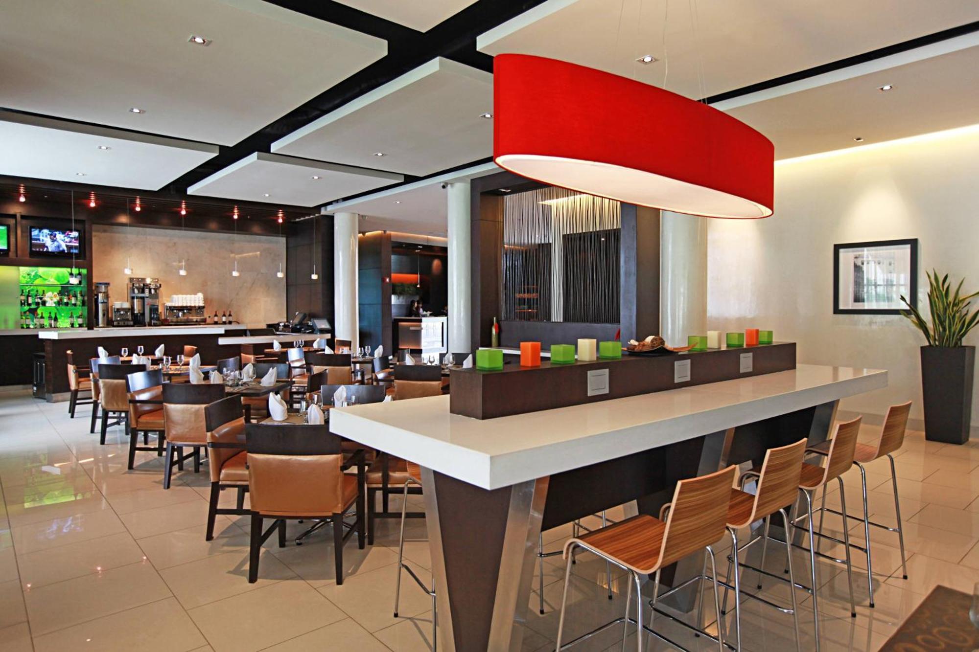 Courtyard By Marriott Panama Metromall Tocumen Εξωτερικό φωτογραφία