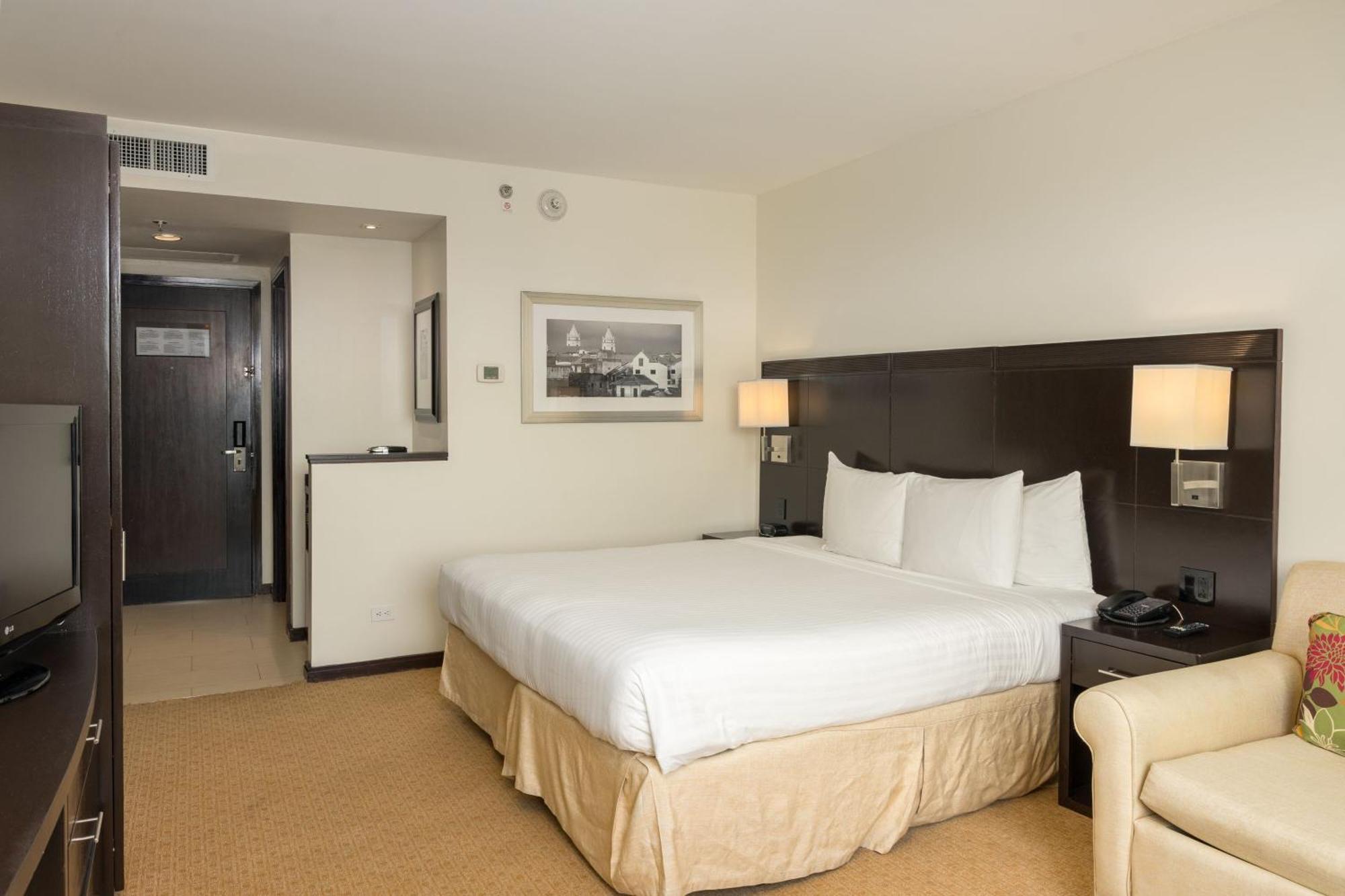 Courtyard By Marriott Panama Metromall Tocumen Εξωτερικό φωτογραφία
