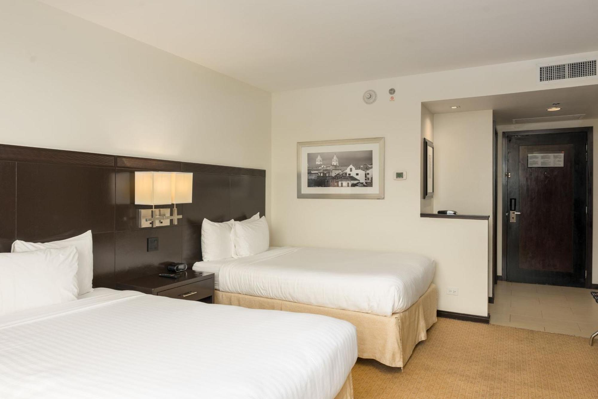 Courtyard By Marriott Panama Metromall Tocumen Εξωτερικό φωτογραφία